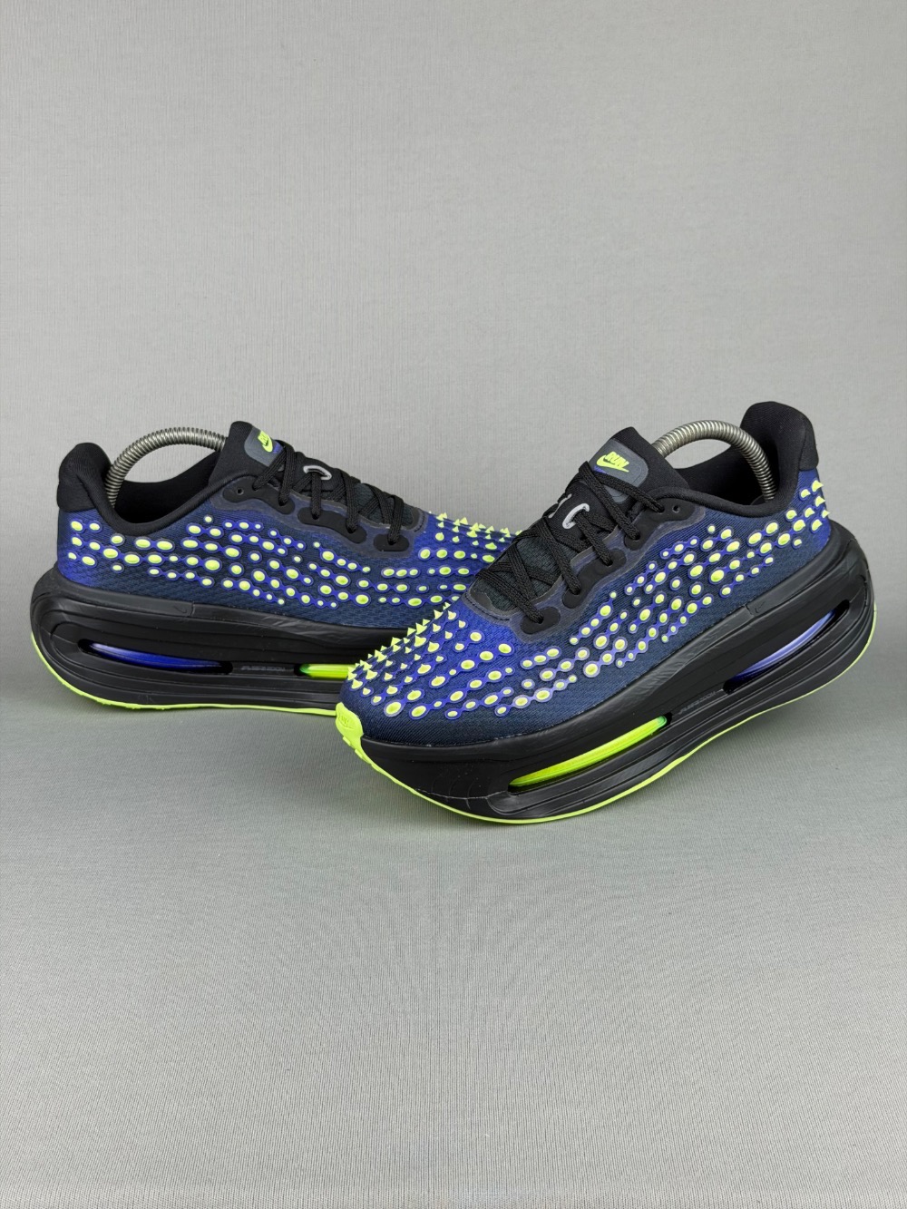 Nike Vomero Premium Rush Violet Volt Glow — 43.5, Novo