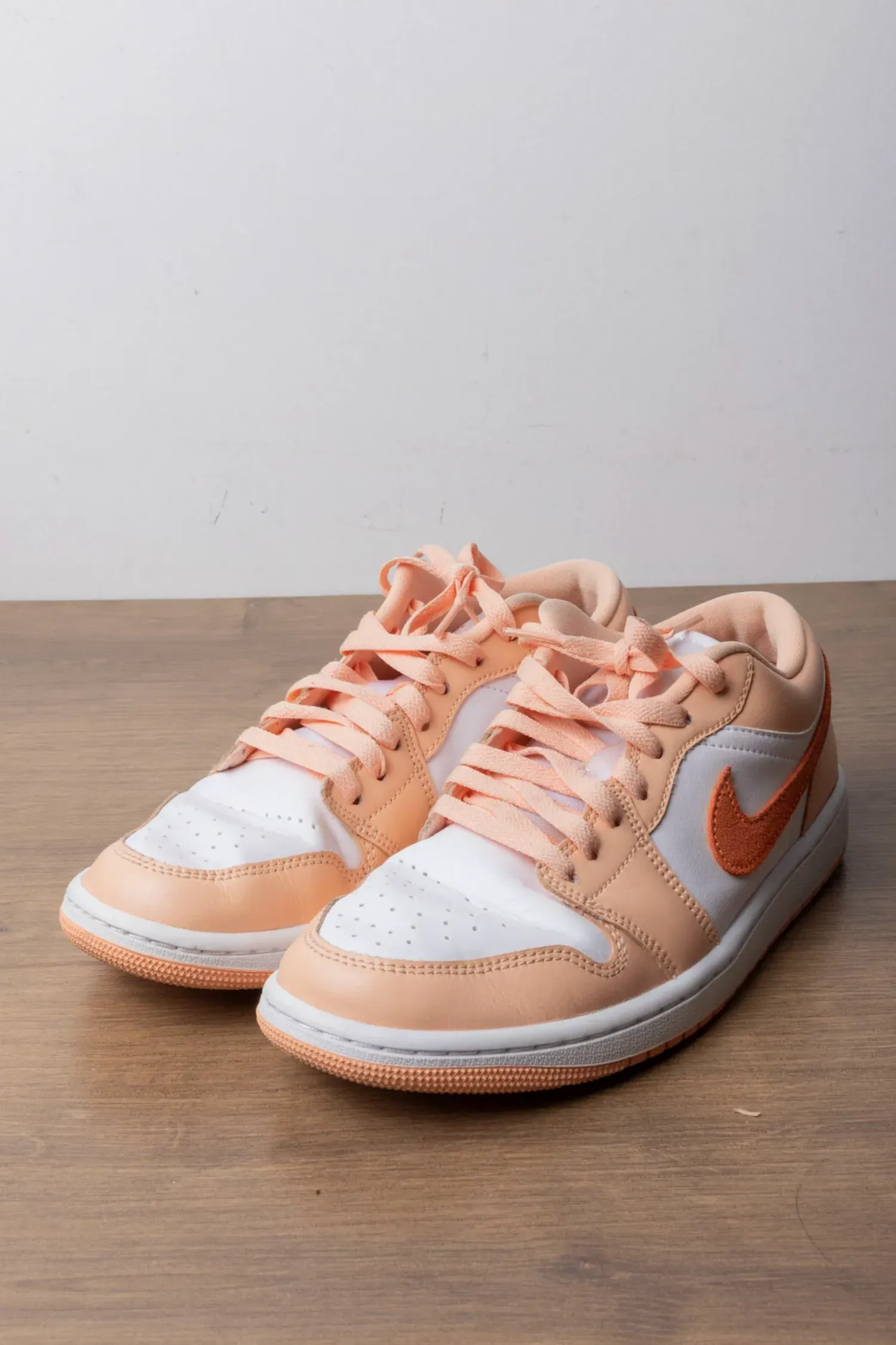 Air Jordan 1 Low Sunset Haze — 38, Usado