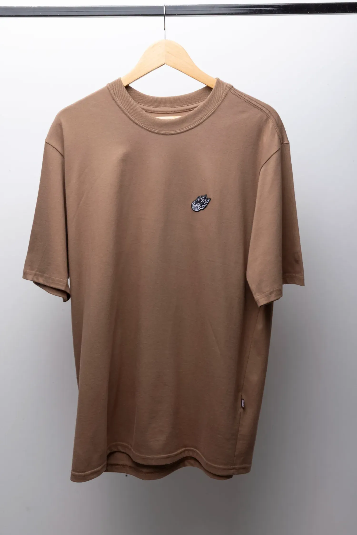 Camiseta High Company Freddy's Patch Dark Brown — M / G / XG / XXG, Novo