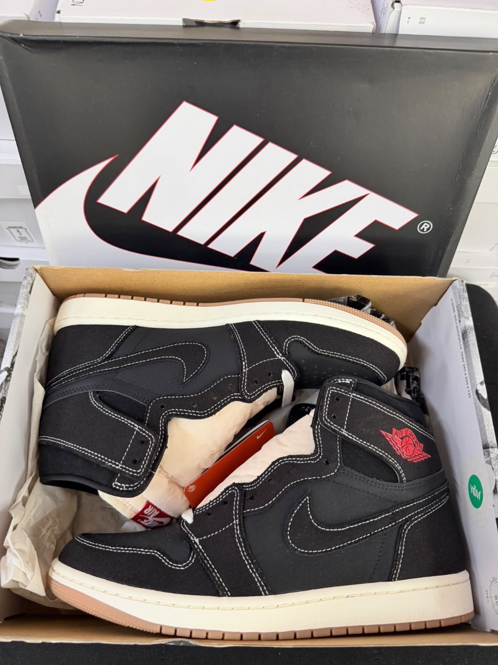 Air Jordan 1 Retro High OG Flight Club Black Sail — 43, Novo