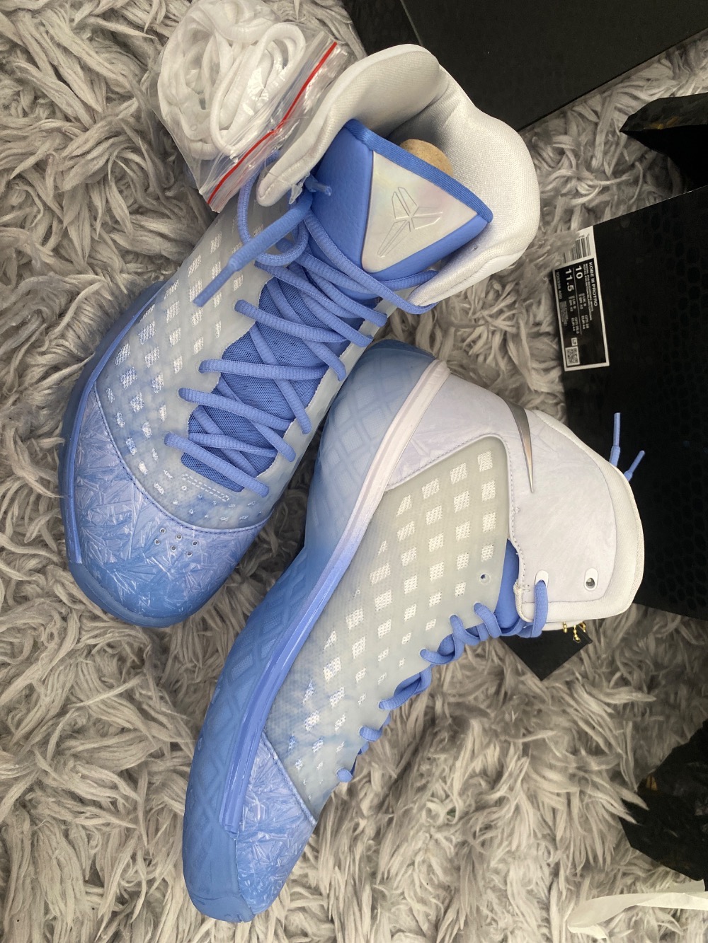 Nike Kobe 3 Protro Christmas Royal Pulse Chrome White — 42, Novo