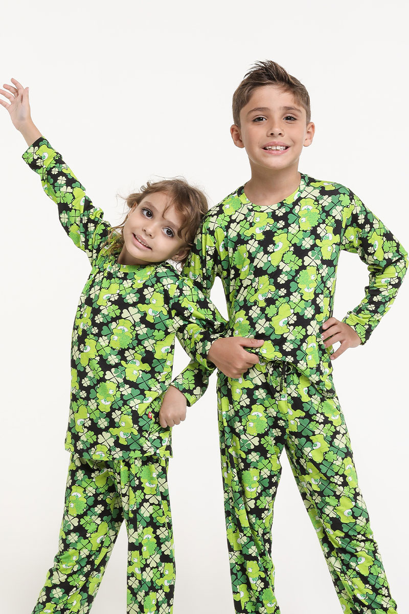 Camiseta Pijama Infantil Manga Longa Estampa Ursinhos Carinhosos Boa Sorte