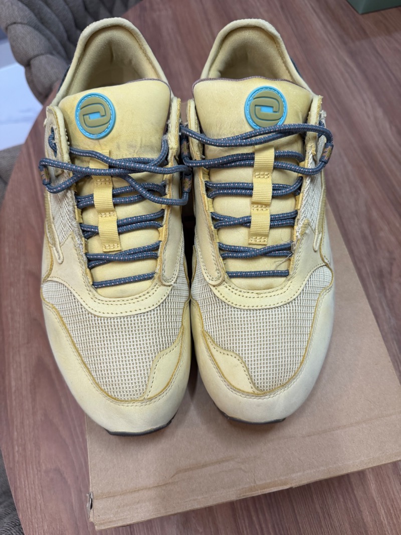 Foto 4 de Travis Scott x Nike Air Max 1 Cactus Gold — 46, Usado