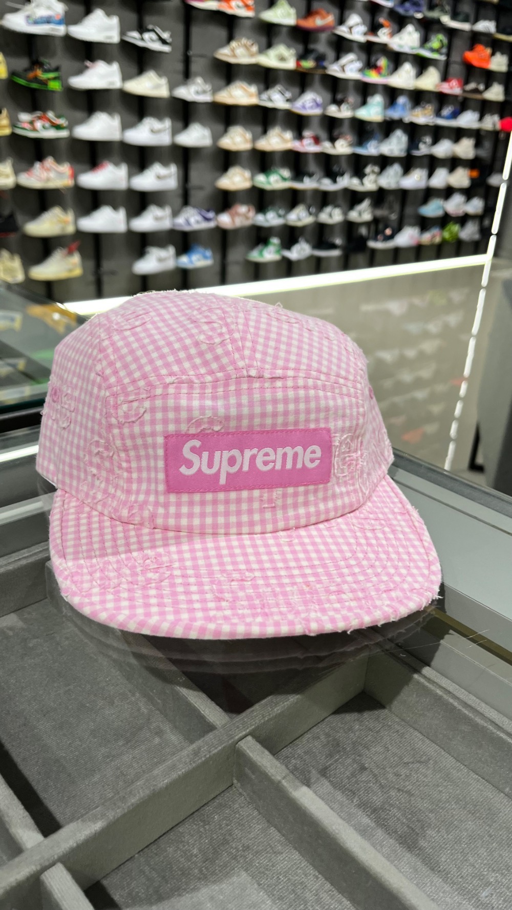 Boné Supreme Monogram Gingham Camp Pink SS26-W15 — Único, Novo