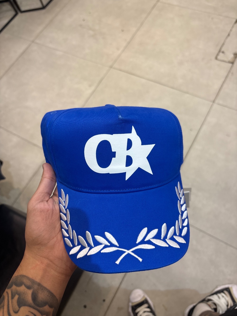 END. Clothing x Cole Buxton Boné Cb Star Racing Cobalt Blue — Único, Novo