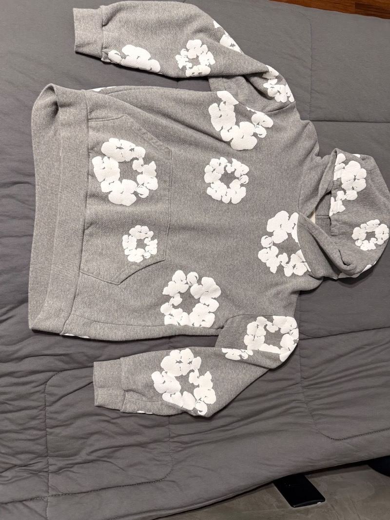 Foto 2 de Moletom Denim Tears The Cotton Wreath Grey — M, Usado