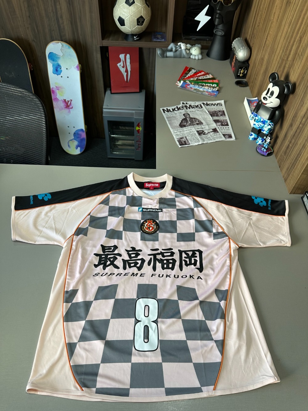 Camiseta Supreme Checkerboard Soccer Pink SS26-W18 — M, Novo
