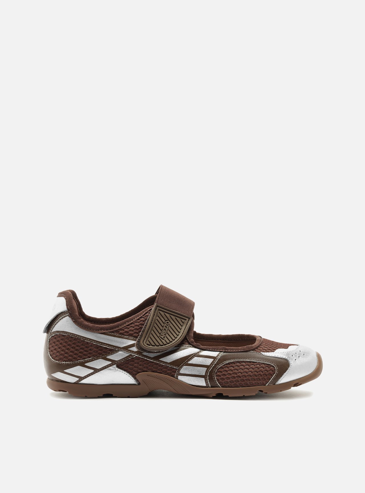 Tênis Multicolorido Bico Redondo Slip On