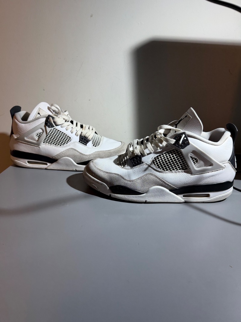 Foto 3 de Air Jordan 4 Military Black — 45, Usado