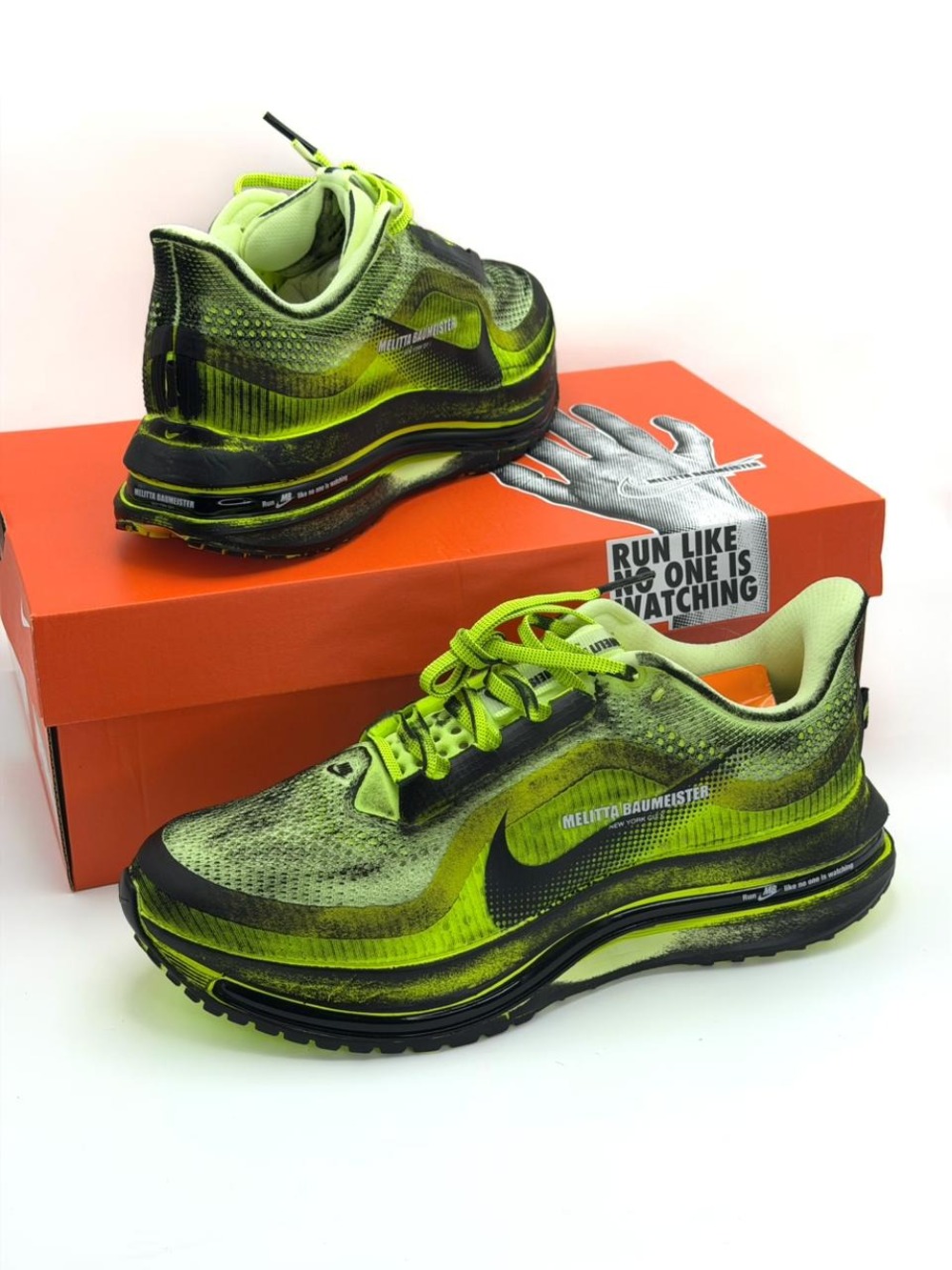 Melitta Baumeister x Nike Pegasus Premium Volt Cyber — 39, Novo
