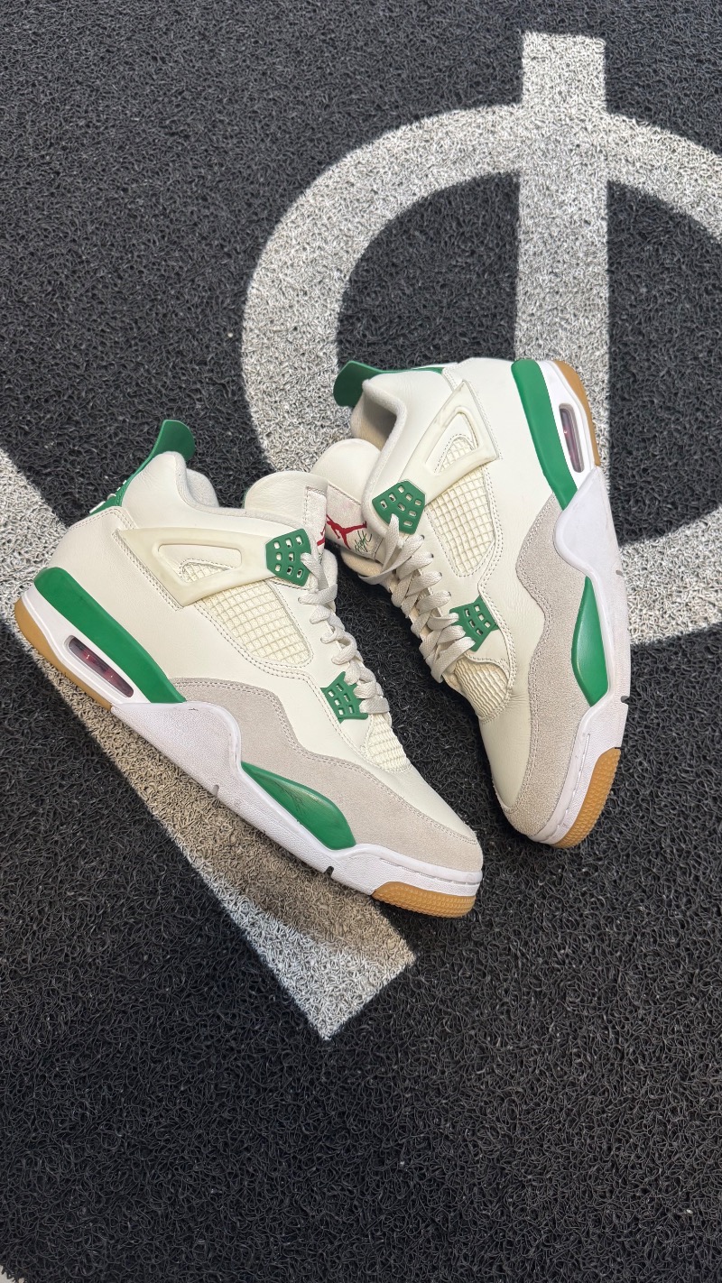 Foto 4 de Nike SB x Air Jordan 4 Pine Green — 45, Usado