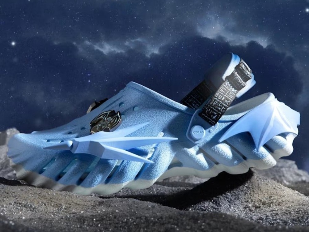 Yu-Gi-Oh! x Crocs Classic Clog Blue-Eyes White Dragon — 37 / 38 / 39 / 44, Novo