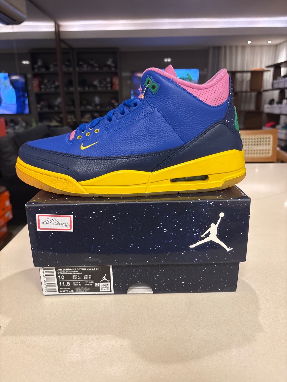 Nike Air Jordan 3 Retro OG Brazil Racer Blue Blue Void — 42, Novo