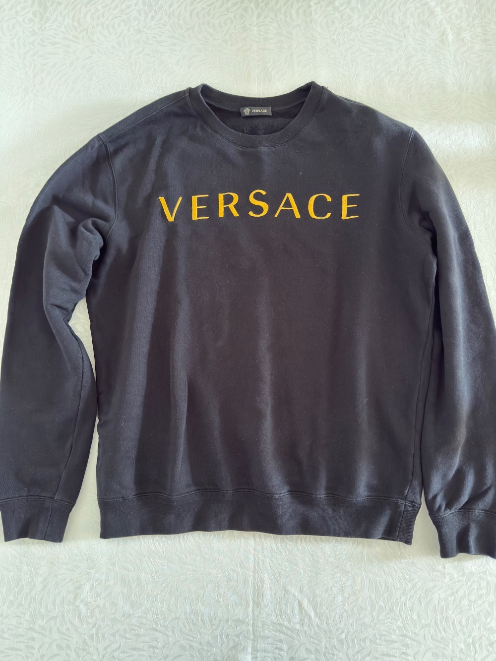 Moletom Versace Brushed Embroidery Logo Gold Black — XG, Novo