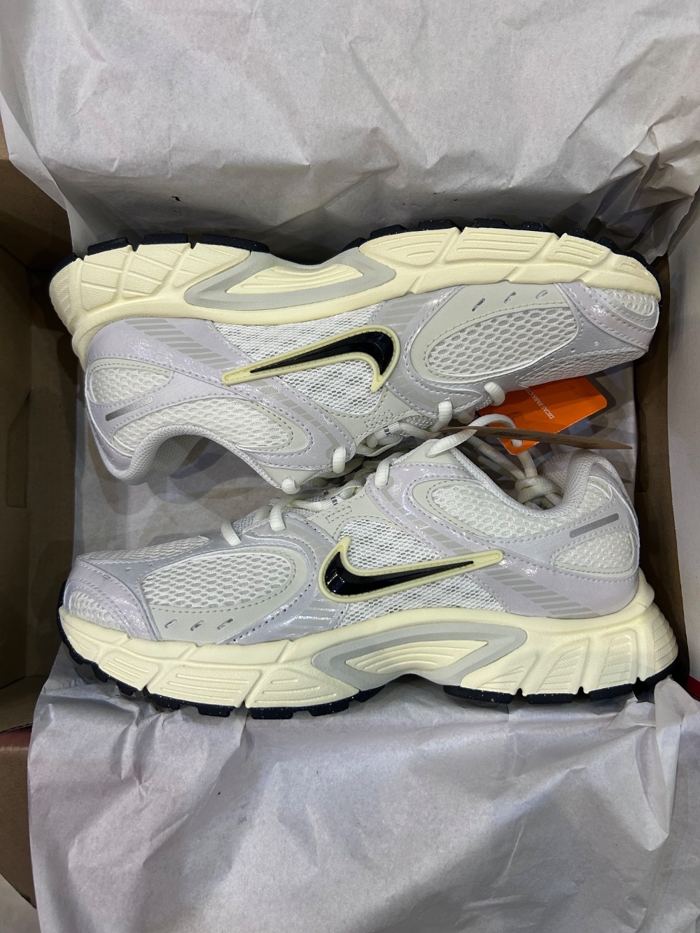 Nike V5 RNR Sail Black Noir Alabaster — 39 / 40 / 42, Novo