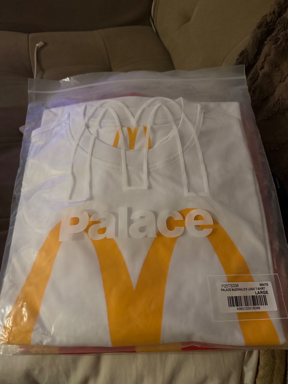 McDonald's x Palace Camiseta Logo White — G, Novo