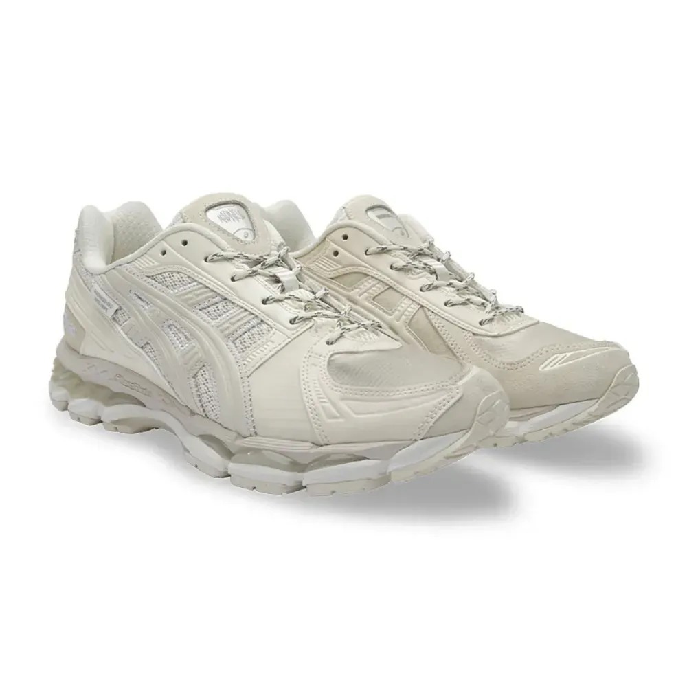 Invincible x Madness x Asics Gel-Kayano 12.1 Vanilla — 40 / 42, Novo