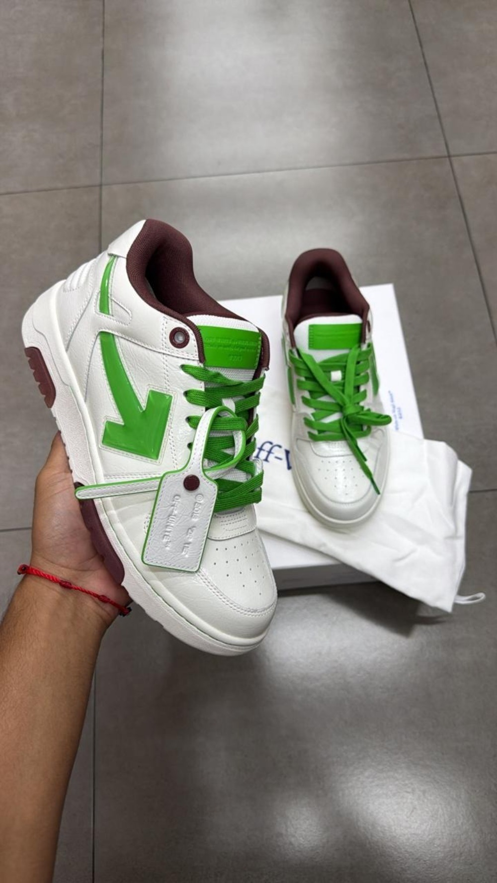 Off-White Out Of Office OOO Low Tops Bubble Arrow White Light Green — 38, Novo