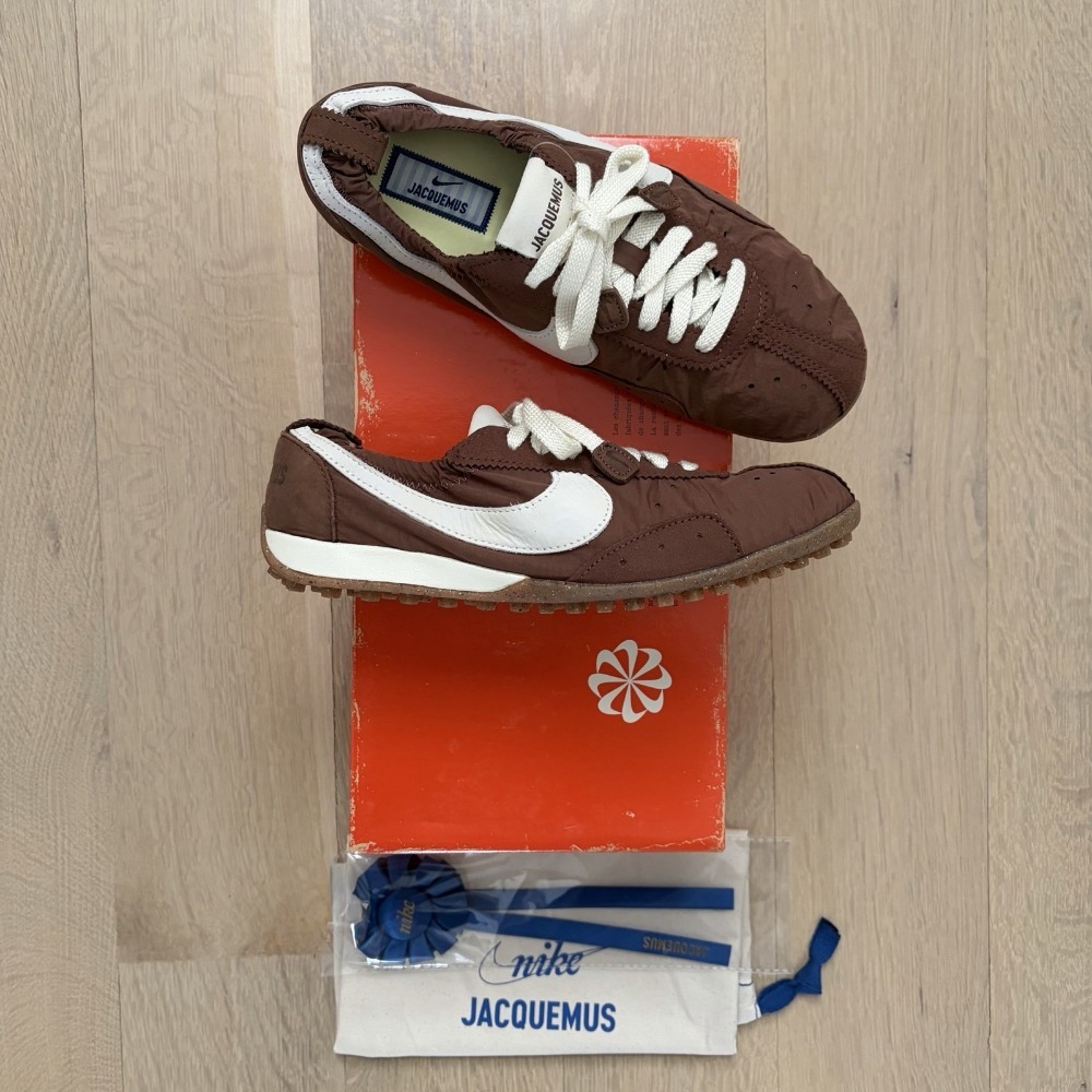 Jacquemus x Nike Moon Shoe Fauna Brown Cashmere — 38 / 39 / 39.5 / 40 / 40.5 / 41 / 42 / 42.5 / 43 / 43.5 / 44, Novo
