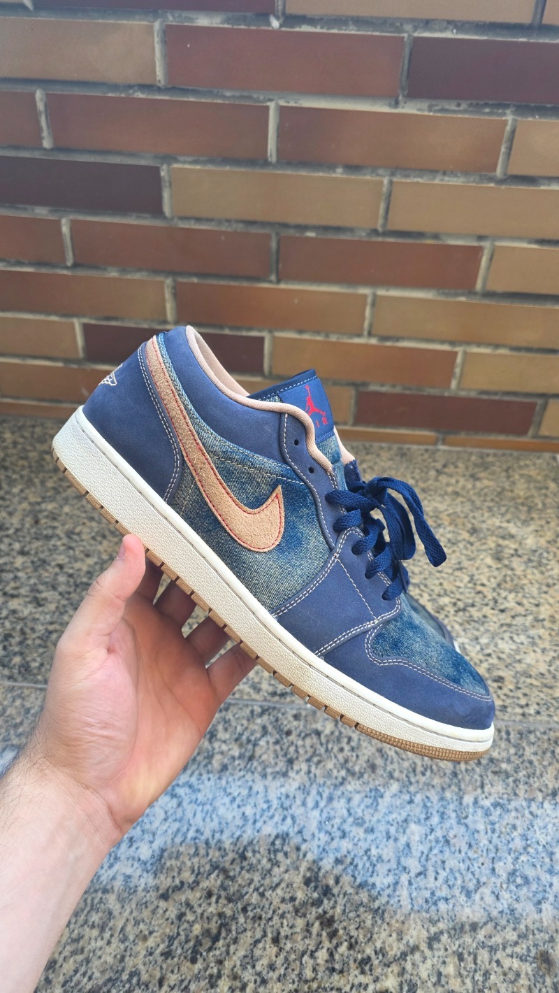 Foto 2 de Air Jordan 1 Low Denim — 45, Usado