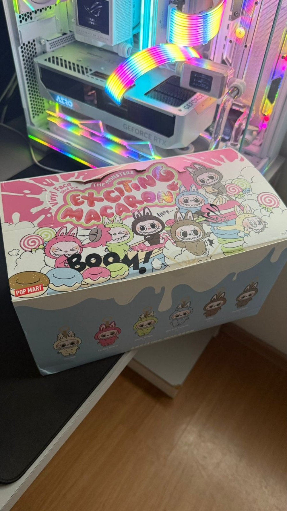 Pop Mart Labubu The Monsters Exciting Macaron Vinyl Face Sealed Case — Único, Novo