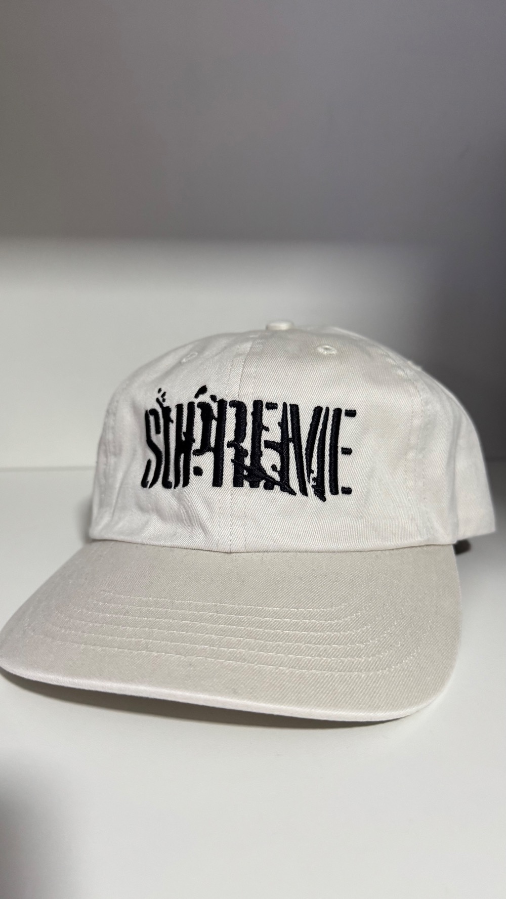 Boné Supreme Splatter 6-Panel White FW25-W5 — Único, Novo