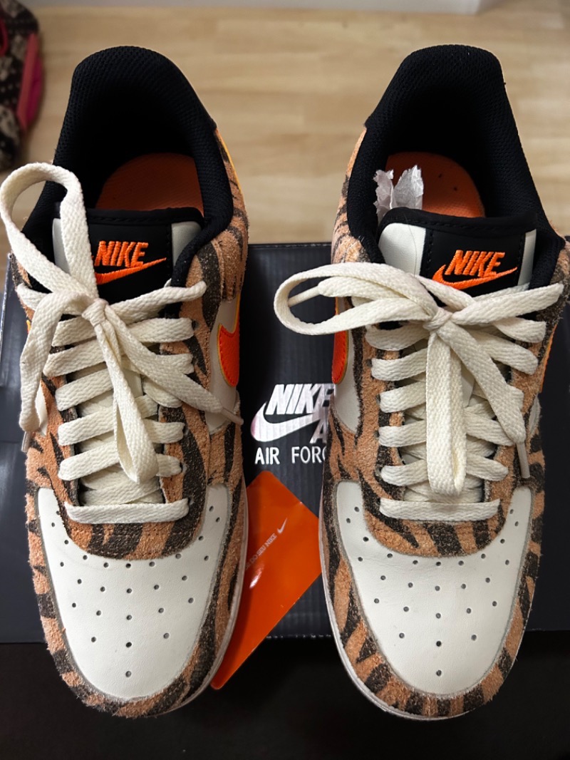 Foto 3 de Nike Air Force 1 Low '07 Daktari Stripes — 38, Usado