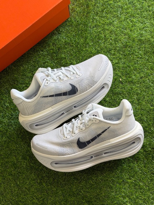 Nike Vomero Premium Off-White Grey Fog Dark Obsidian — 44, Novo