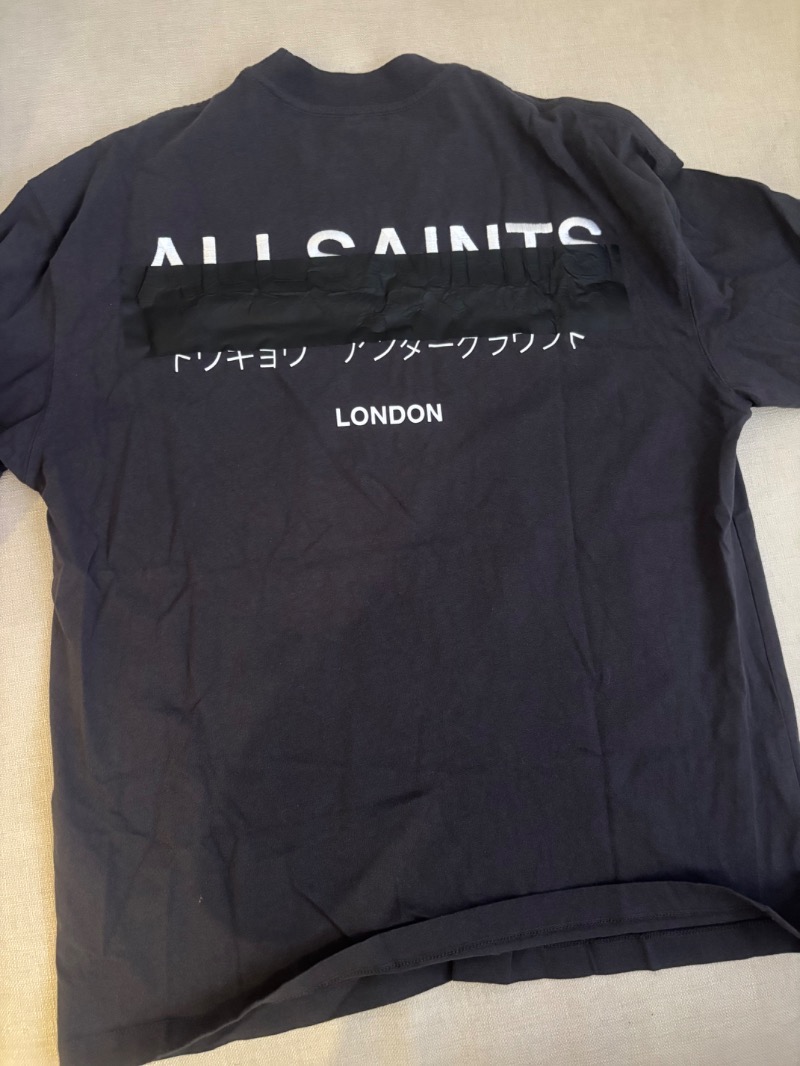 Foto 2 de Camiseta AllSaints Redact Oversized Washed Black — M, Usado