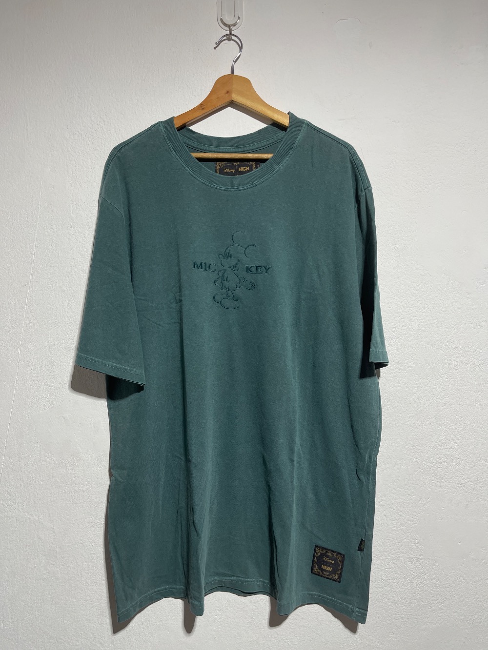 Disney x High Company Camiseta Silhouette Night Green — G, Novo