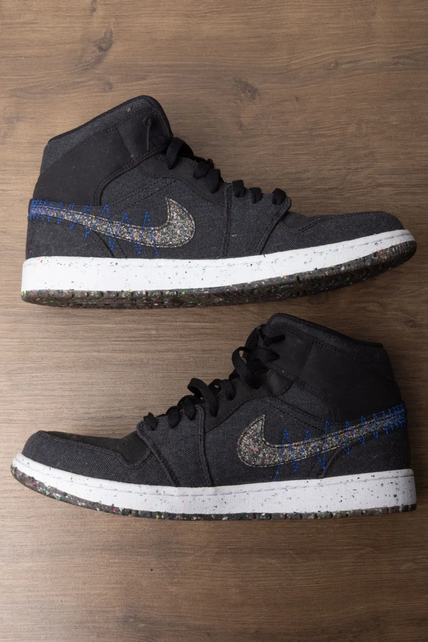 Foto 3 de Air Jordan 1 Mid Crater — 44, Usado