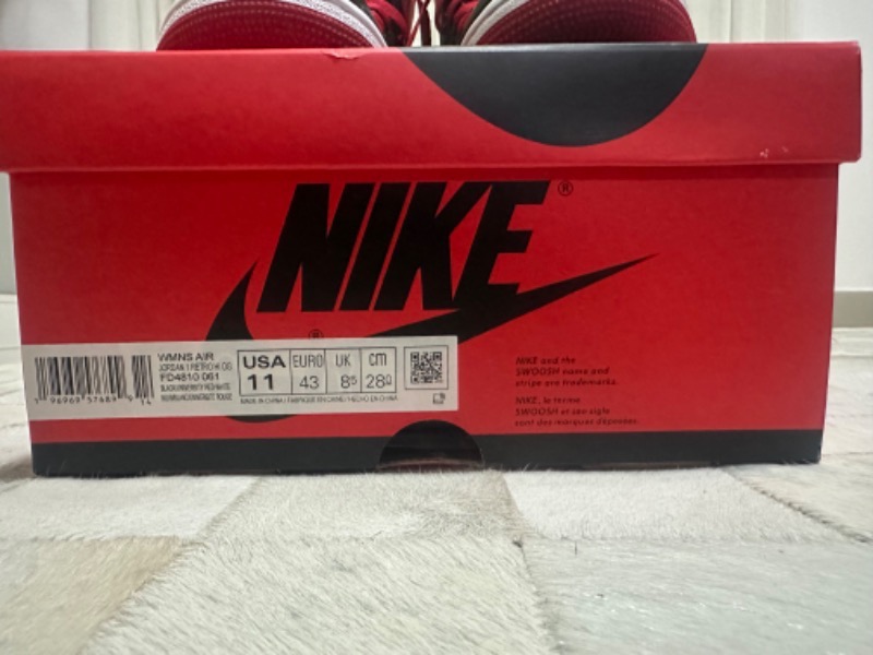 Foto 2 de Air Jordan 1 High OG Satin Bred — 41, Novo