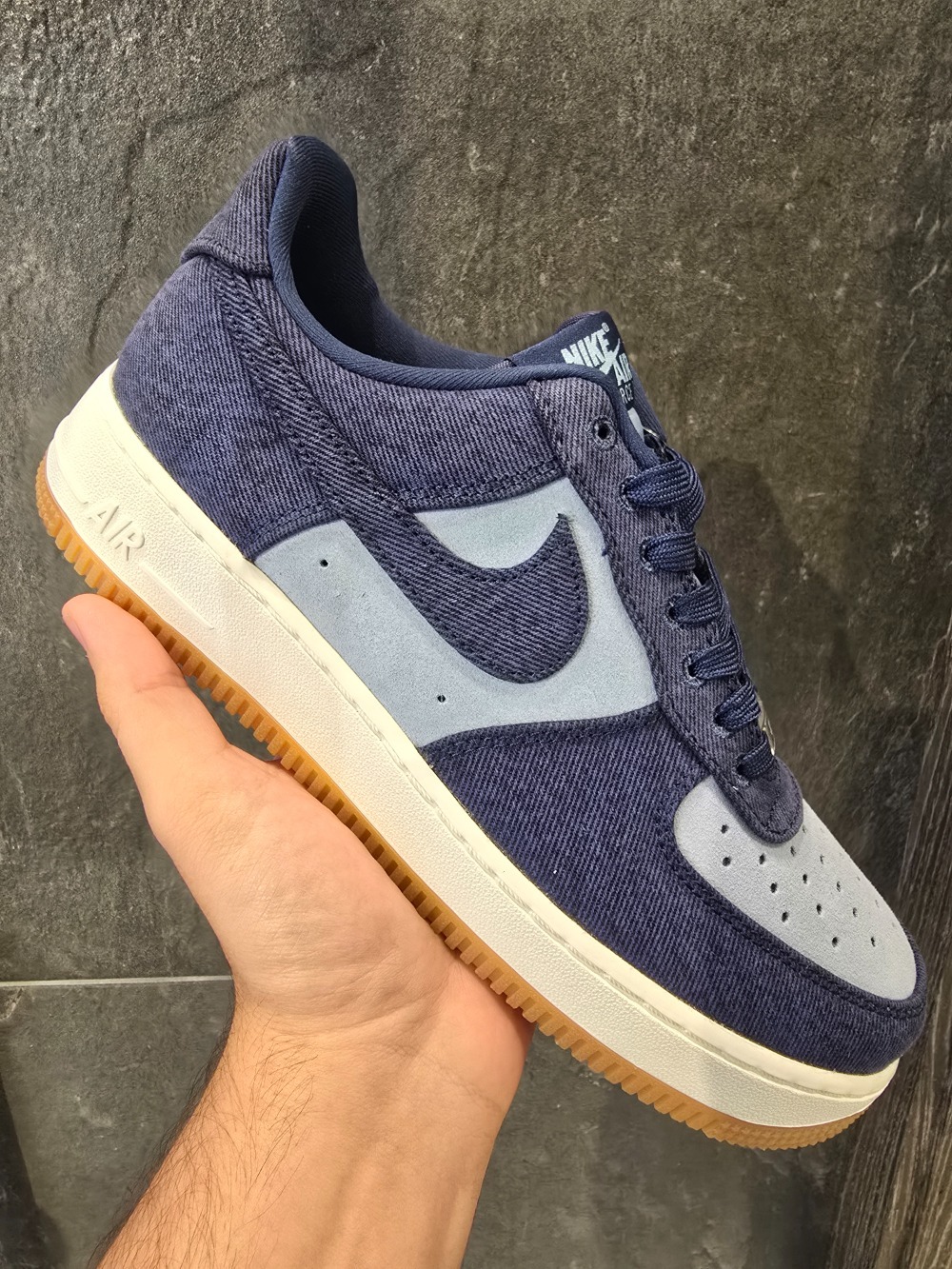 Air Force 1 '07 LV8 Denim Navy Worn Blue — 38 / 39 / 42 / 43, Novo
