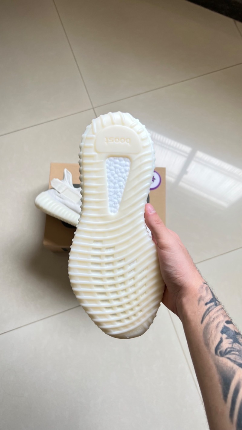 Foto 3 de Yeezy Boost 350 V2 Bone — 43, Novo