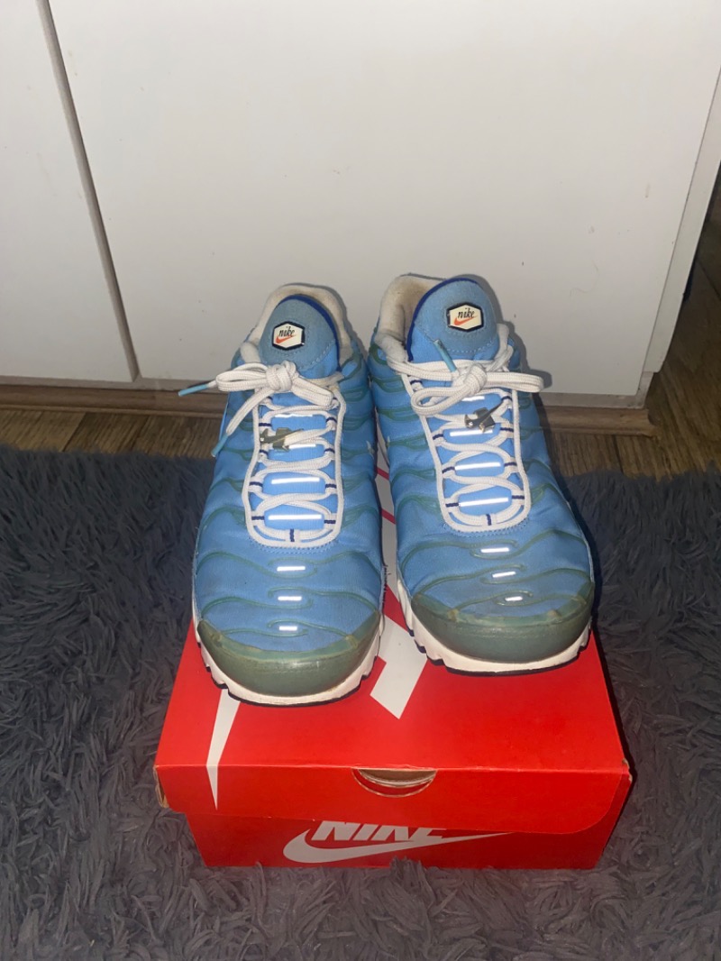 Foto 4 de Nike Air Max Plus SE University Blue — 43, Usado