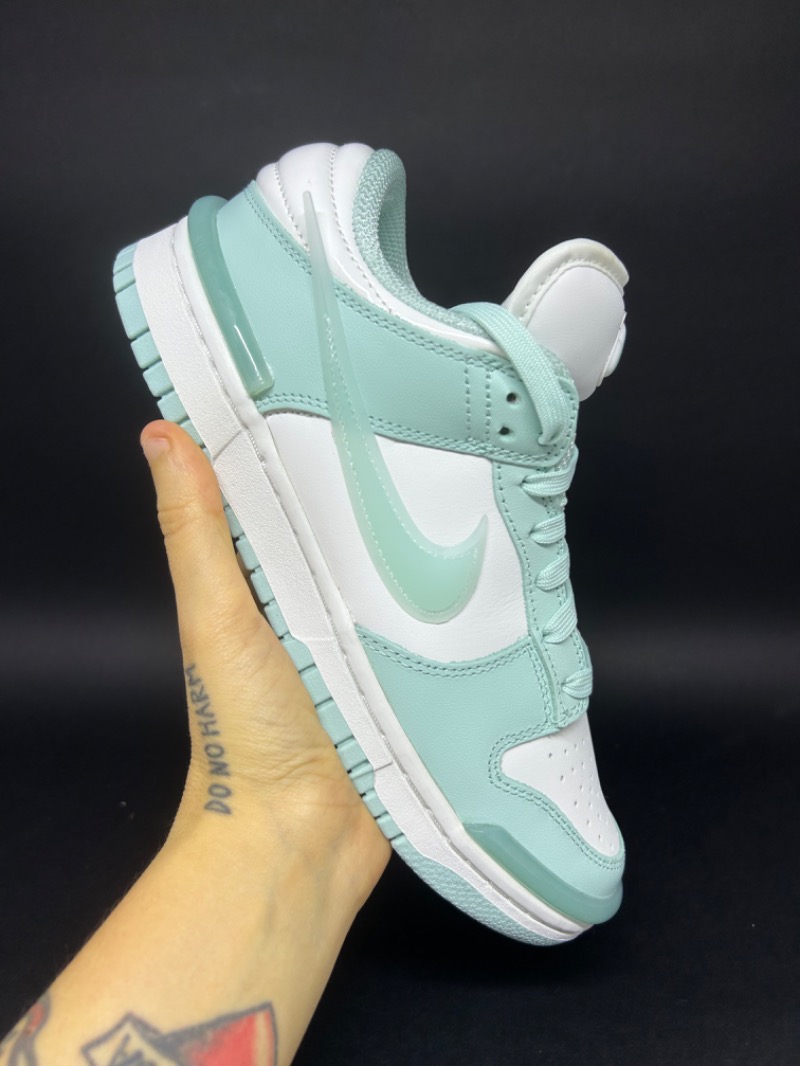 Foto 2 de Nike Dunk Low Twist Jade Ice — 36, Novo