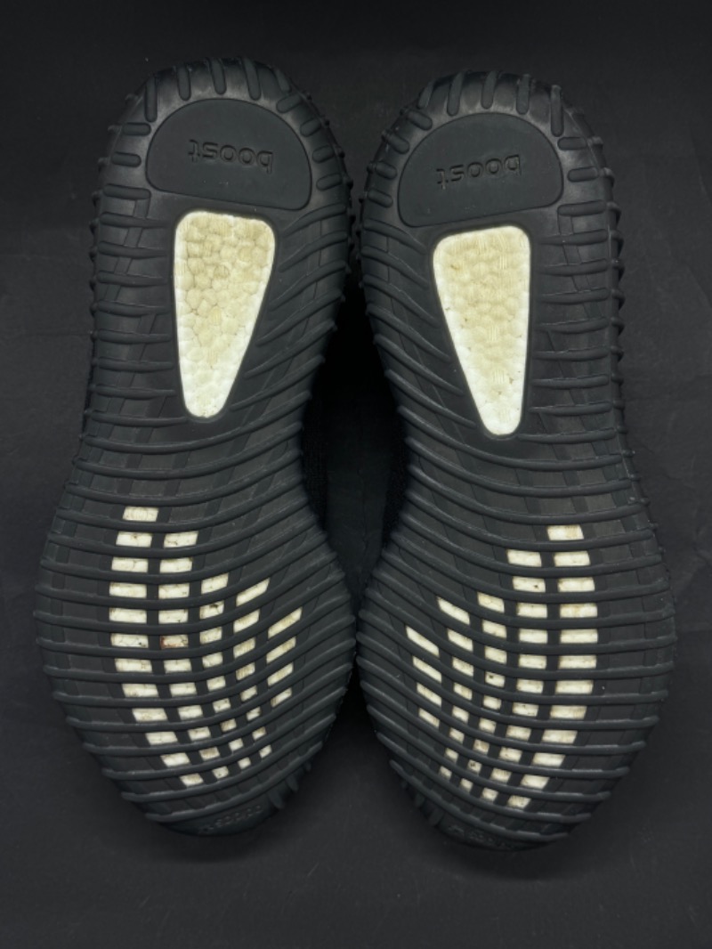 Foto 5 de Yeezy 350 V2 Onyx (2023) — 45, Usado