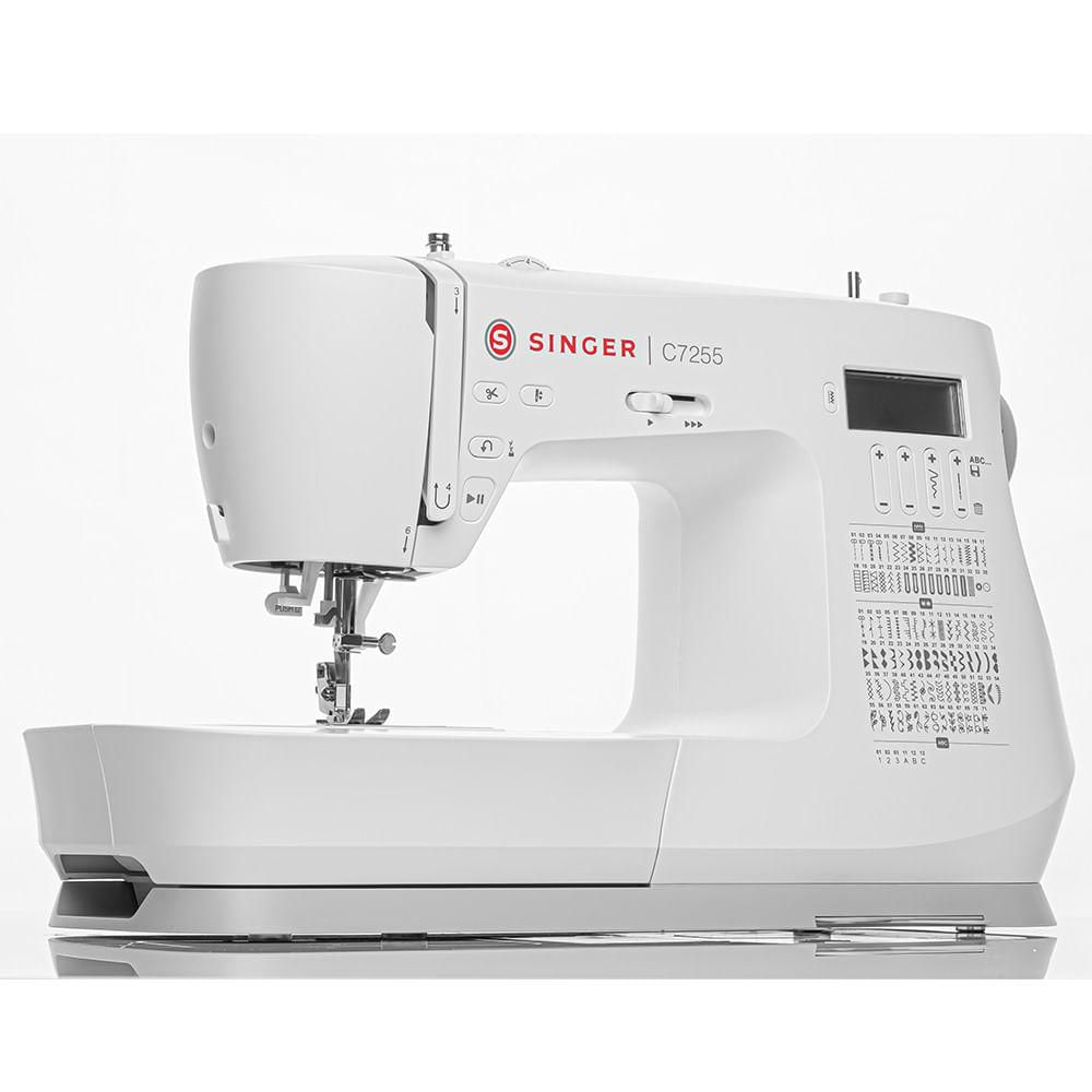 Foto 4 de Máquina de Costura C7255 com mesa extensora Bivolt