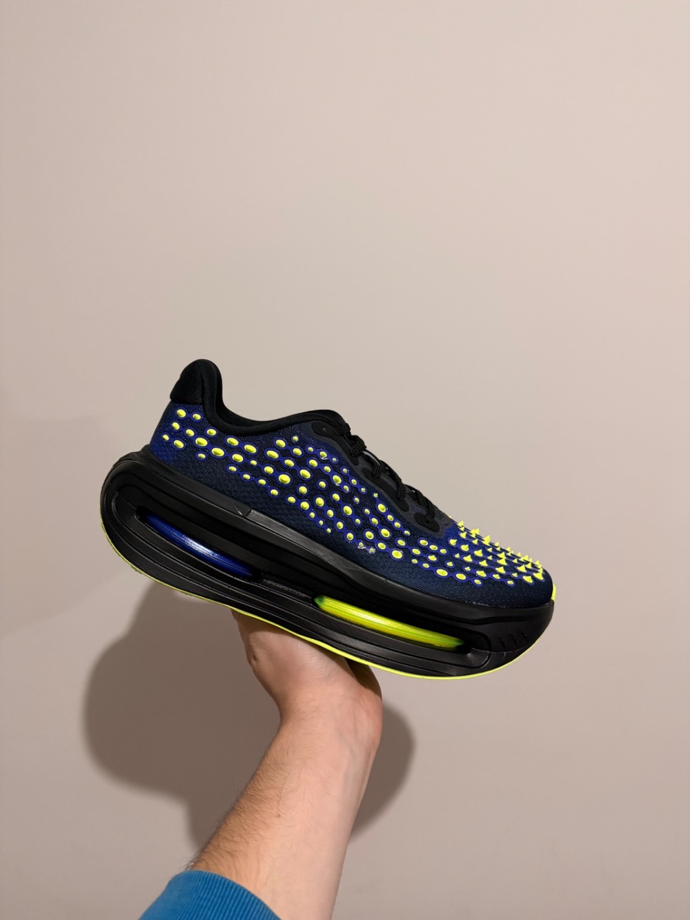 Nike Vomero Premium Rush Violet Volt Glow — 41, Novo