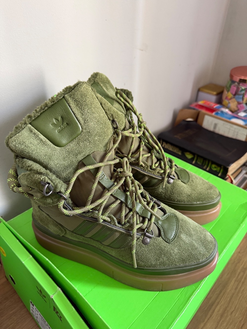 Ivy Park x adidas Super Sleek Wild Pine — 39, Novo