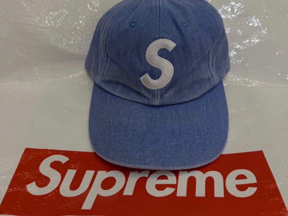 Boné Supreme Pigment Coated S Logo 6-Panel Light Blue SS26-W5 — Único, Novo