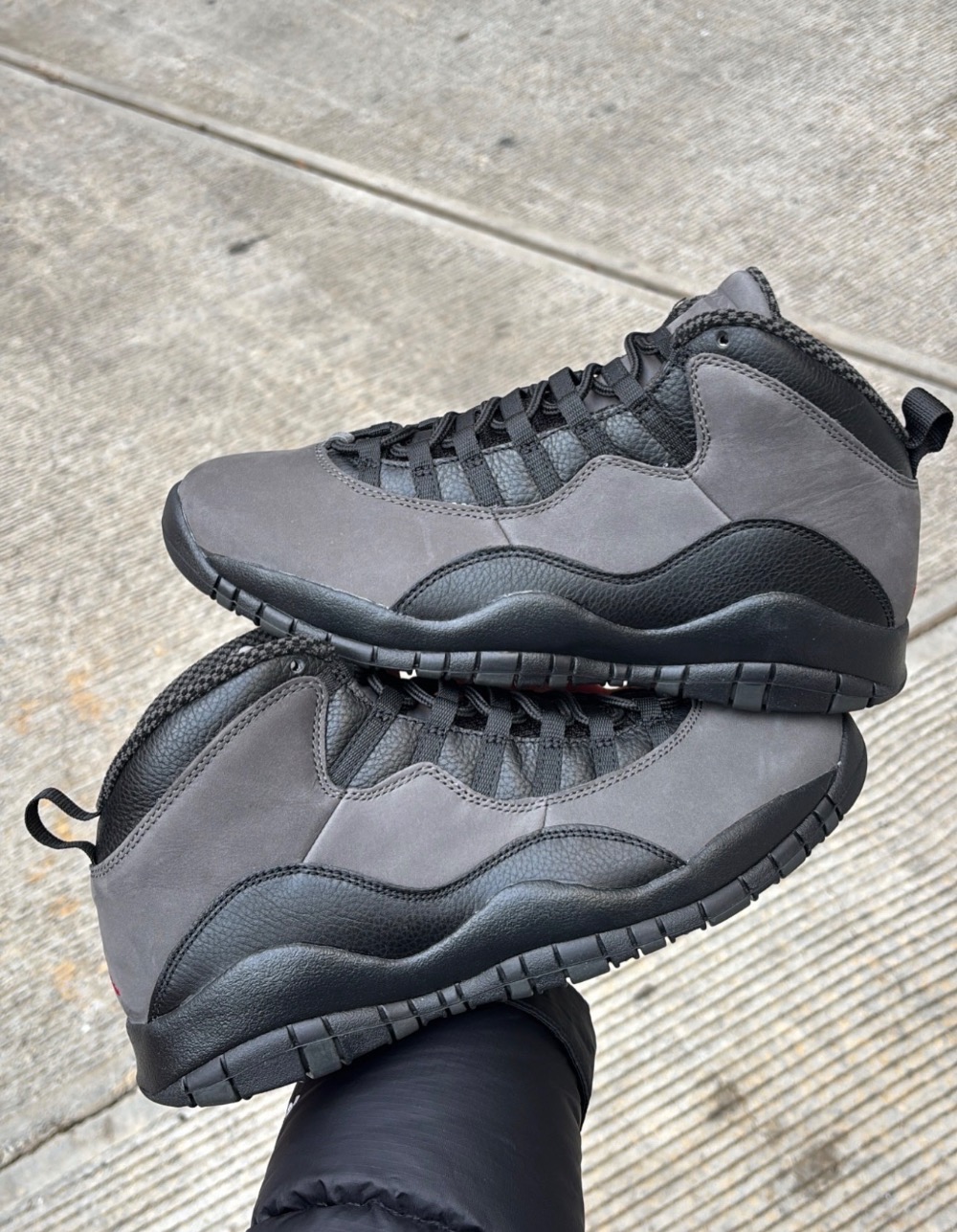 Air Jordan 10 Retro Shadow Charred Grey True Red Black — 39, Novo