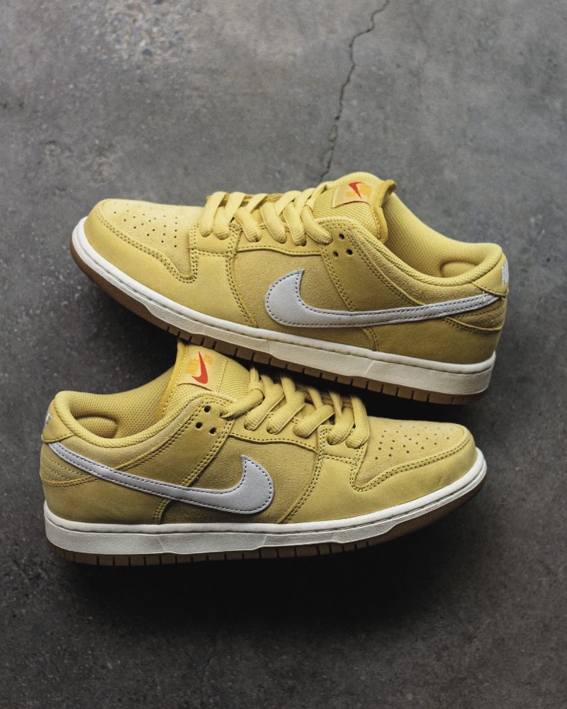 Foto 2 de Nike SB Dunk Low Saturn Gold — 41, Novo