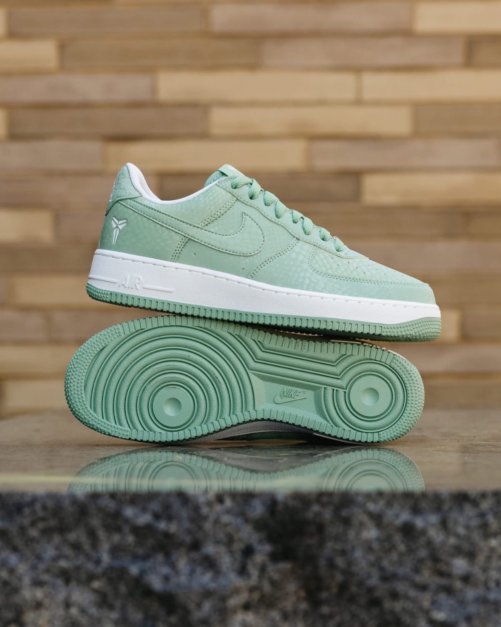 Kobe Bryant x Nike Air Force 1 Low Forever Steam — 38 / 39 / 39.5 / 40.5 / 41 / 42 / 42.5 / 43 / 43.5 / 44 / 45 / 46 / 47, Novo