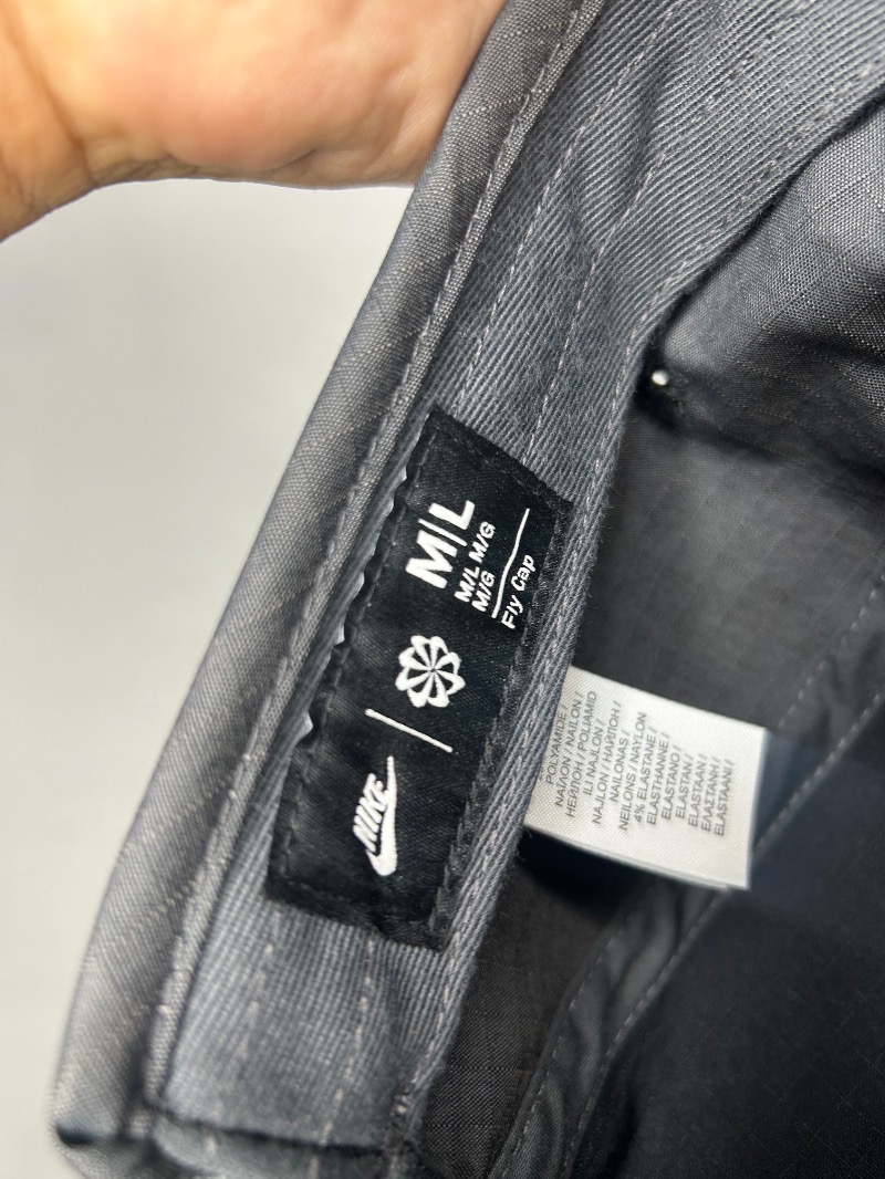 Foto 3 de Supreme x Nike Boné Shox Running Black — M, Usado