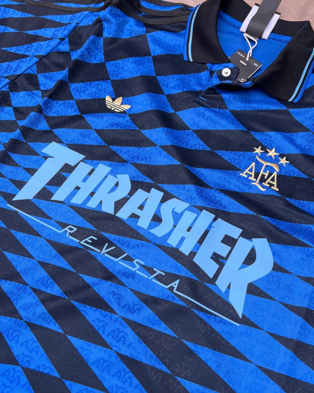 Argentina x Thrasher x adidas Camisa AFA Jersey Black Blue — M / G, Novo