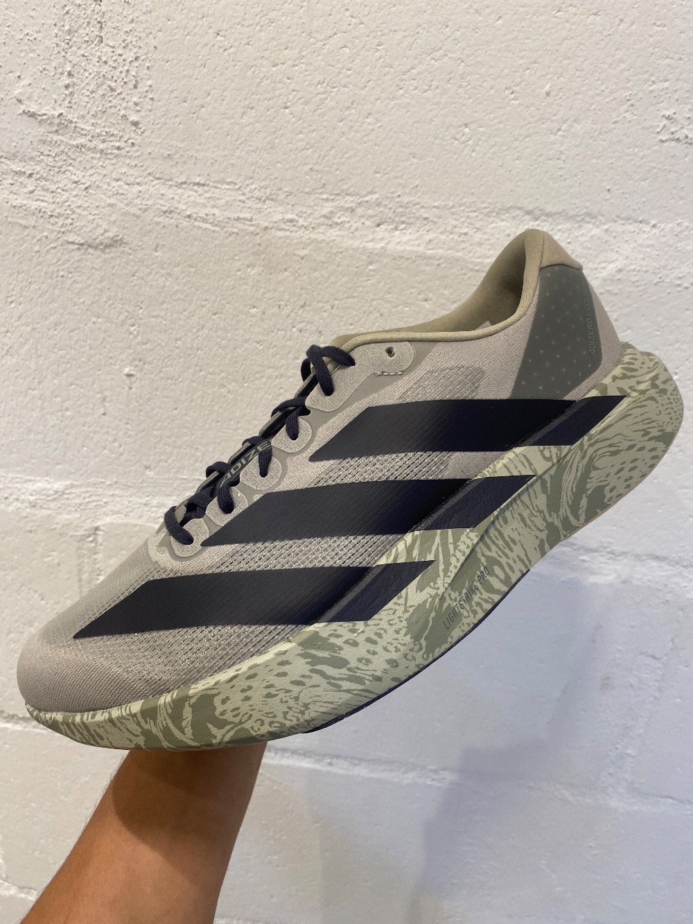adidas Adizero Evo SL Sesame Olive Strata — 42, Novo