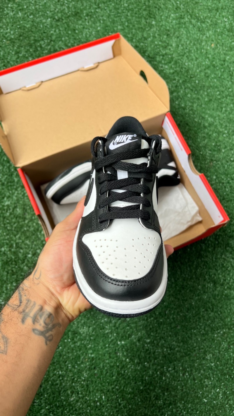 Foto 3 de Nike Dunk Low GS Black White Panda — 34, Novo