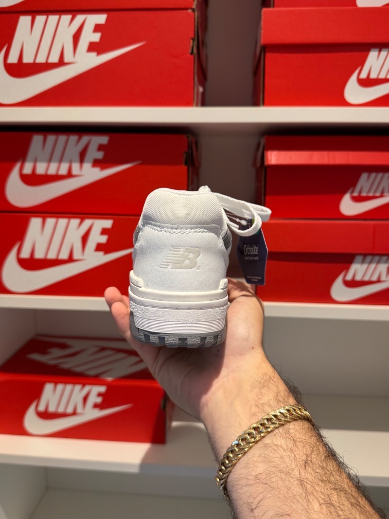 Foto 4 de New Balance 550 White Gray — 40.5, Novo