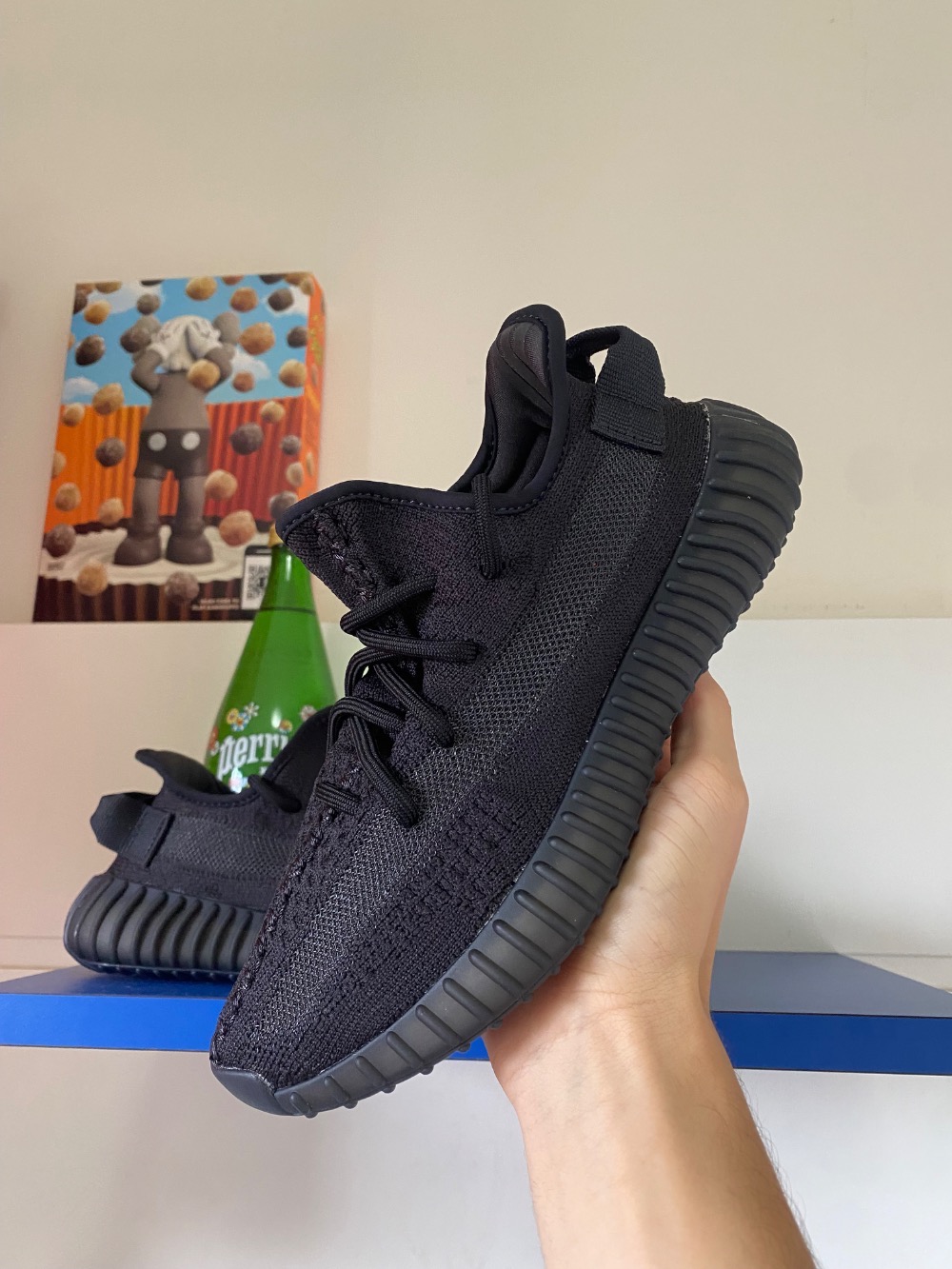 Yeezy Boost 350 V2 Onyx — 35, Novo